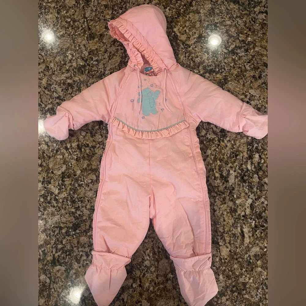 Adorable Vintage 24 M Ski Valley Snow Suit‎ Bear Embroidered Pink